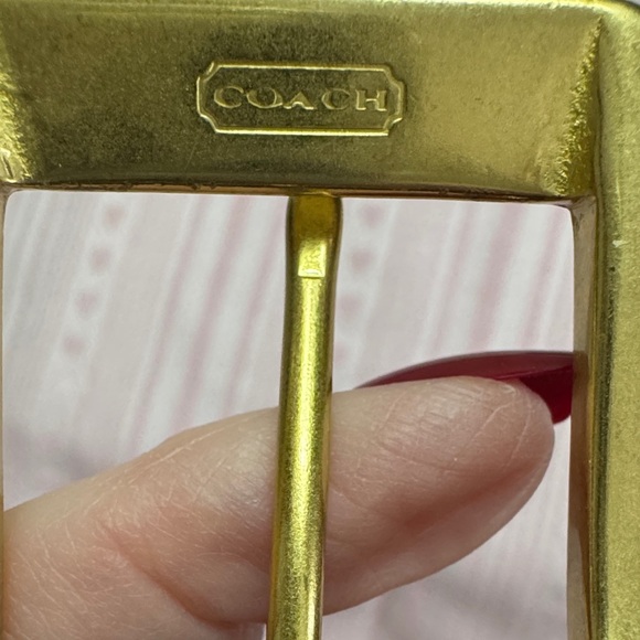 COACH Men's Brown Leather Belt with gold Buckle Size 40 - Picture 2 of 7